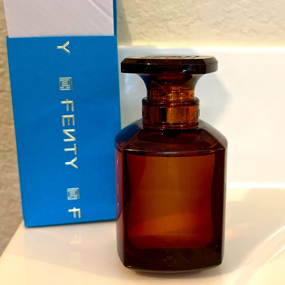 Fenty perfume
